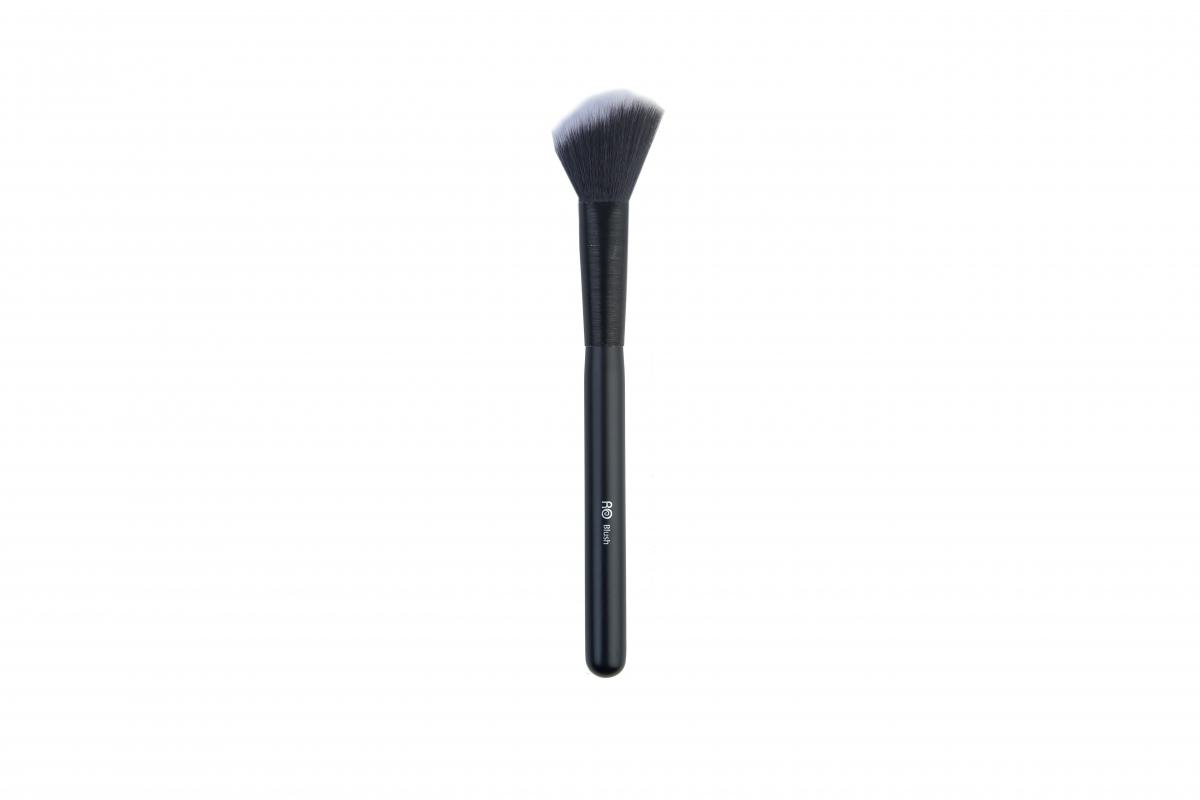 ANGLED BLUSH BRUSH CODE: MB131-02