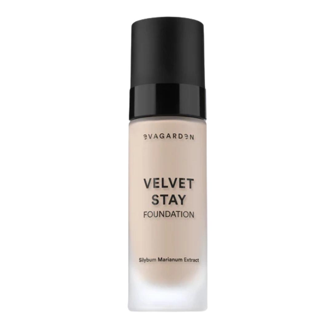 Velvet Stay Foundation No. 810